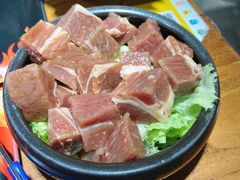 坛子大块肉-原始泥炉烤肉(总店)