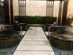 -碧中海汤泉汗蒸酒店