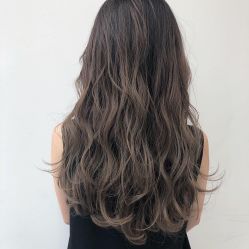 -茶发Salon·烫发染发理发