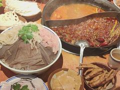 -周小明火锅(黑金冠社区店)