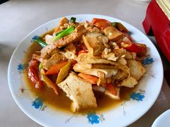 家常豆腐-花垣县麻栗场苗鱼馆