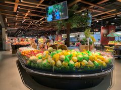-中百仓储超市有限公司(越秀星汇维港店)