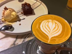 布朗尼配冰淇淋-at cafe 意大利餐厅(集美店)
