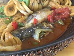 -八次方密云水库鱼粘卷子·熏鸽子·农家菜