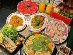 -禄婶鸡煲·打边炉