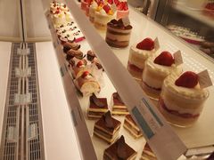 -好利来(高新枫叶广场店)