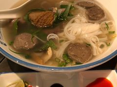 -美奈小馆·越南料理(中航城君尚购物中心店)