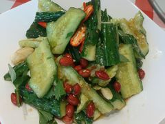 胡麻油拌黄瓜-西贝莜面村(金隅嘉品mall店)