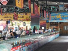 -三亚火车头万人海鲜广场