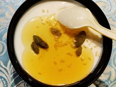 手工自制酸奶-巴扎美食·新疆菜·西域歌舞表演餐厅(新疆大厦店)