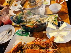 -两兄弟Song Pee Nong(2号店)
