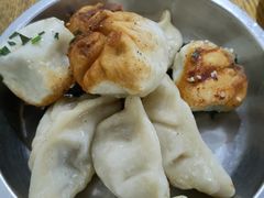 -黄阿姨锅贴大王(万航渡路店)