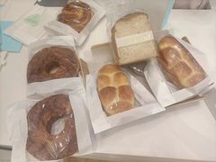 酸奶起士面包-好利来(柳北店)