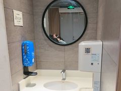 -麦当劳(CP静安店)