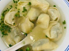 荠菜猪油渣大馄饨-君东记本帮面馆(天钥桥路店)