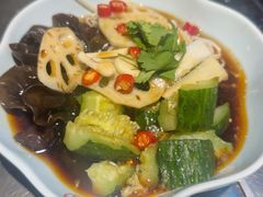 -马路牙子烧烤音乐酒馆(望京店)