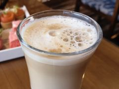 -广州中心皇冠假日酒店·汇点大堂吧