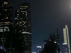 -南京眼步行桥