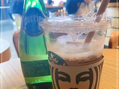 -星巴克(广州南站A18检票口楼上)