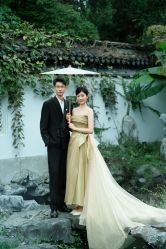 -雪中彩影婚纱摄影·微光艺术中心