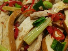 攸县香干炒芹菜-红色湘菜馆(春风店)