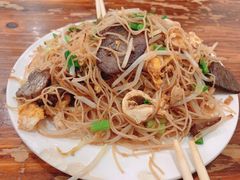 牛肉炒粉干-凡老头米线砂锅(古荡新村西粮站)