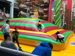 -蒙特利亲子乐园