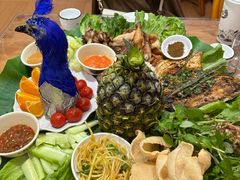 -沐毫傣泐云南菜孔雀宴•手抓饭傣味烧烤(曼听公园店)