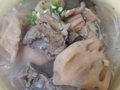 -燕子煨汤(山海关路店)