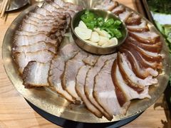 -青瓦餐厅·生鱼片·韩园烤肉(西塔店)