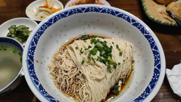 新萬鑫銀絲麵館(美湖店)