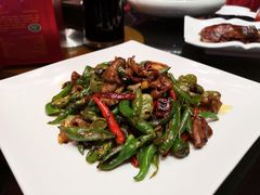 -铜锣湾·有麝自然香(渝北财富中心店)