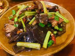 -苗湘食府(十年店)