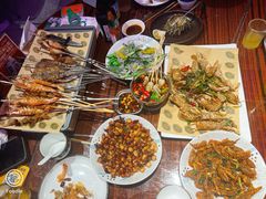 -蚝堡海鲜·威海菜·海肠捞饭·烧烤·亚洲吃蚝公司(幸福门店)