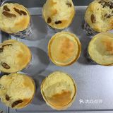 第一次烤纸杯小蛋糕  准备食材 面粉，牛奶，黄油