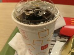 -麦当劳(轻轨曹杨路店)