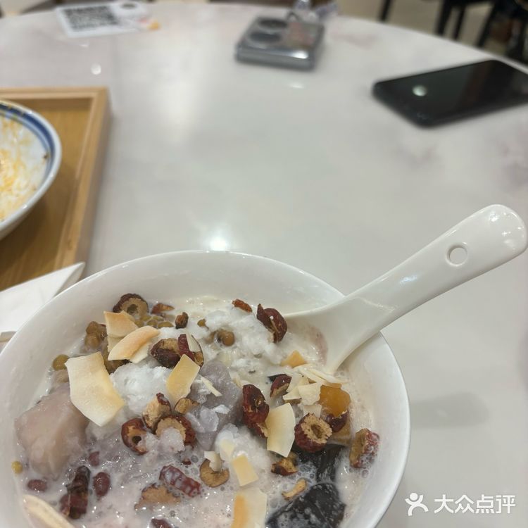 重庆！这家的糖水和车仔面都绝了
