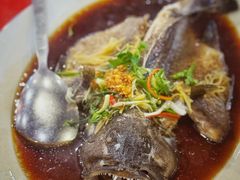 -大树下海鲜饭店