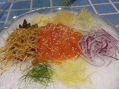 捞起三文鱼-石岐乳鸽村(南海第三分店)