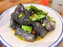 坡子街臭豆腐-滴水·湘逢(南汇大学城生活广场店)