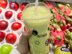 -每日新鲜水果吧(芮欧百货店)