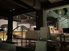 -穹六人间 people 6(岳阳路店)