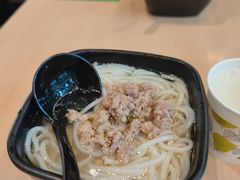 -蒙自源米线大王(东站店)