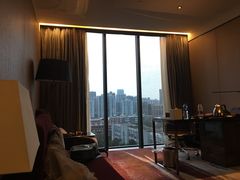 -广州天河希尔顿酒店