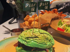 -DEEP·美式餐吧(五棵松华熙LIVE店)