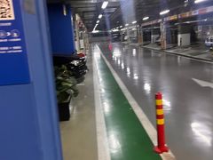 -北京银泰中心-停车场