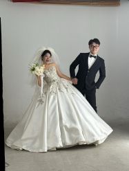 -雪中彩影婚纱摄影·微光艺术中心