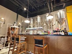 -HUZI虎滋精酿餐吧(京西大悦城店)