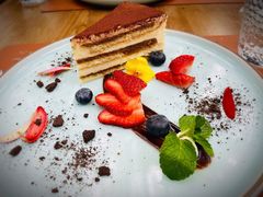 提拉米苏Triamisu-Golden Lily河内巴黎法越料理餐厅(建国西路店)