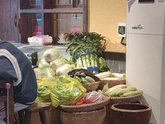 -富正毅三下锅·湘西韵味(天门山索道店)